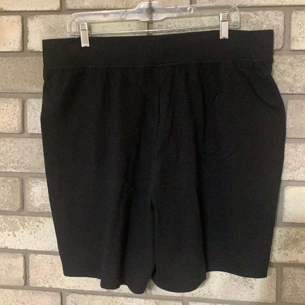 3for$20 shorts 2x - Picture 2 of 3